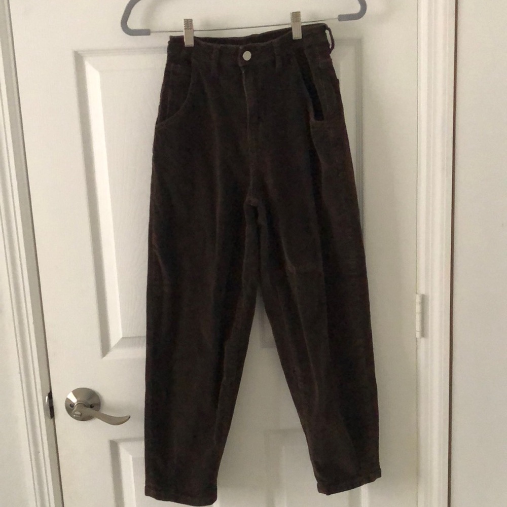 BRAND NEW! Brown corduroy pants!!!
